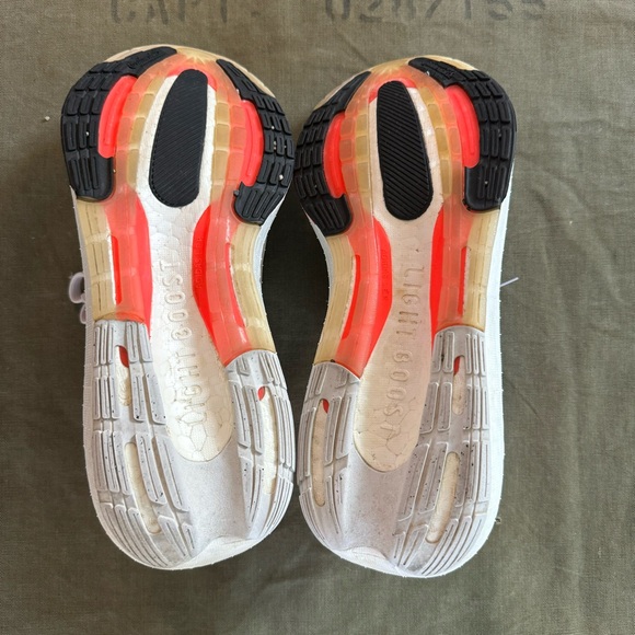 Adidas Mens Ultraboost Light Running Shoes Men’s 9 - Picture 6 of 6